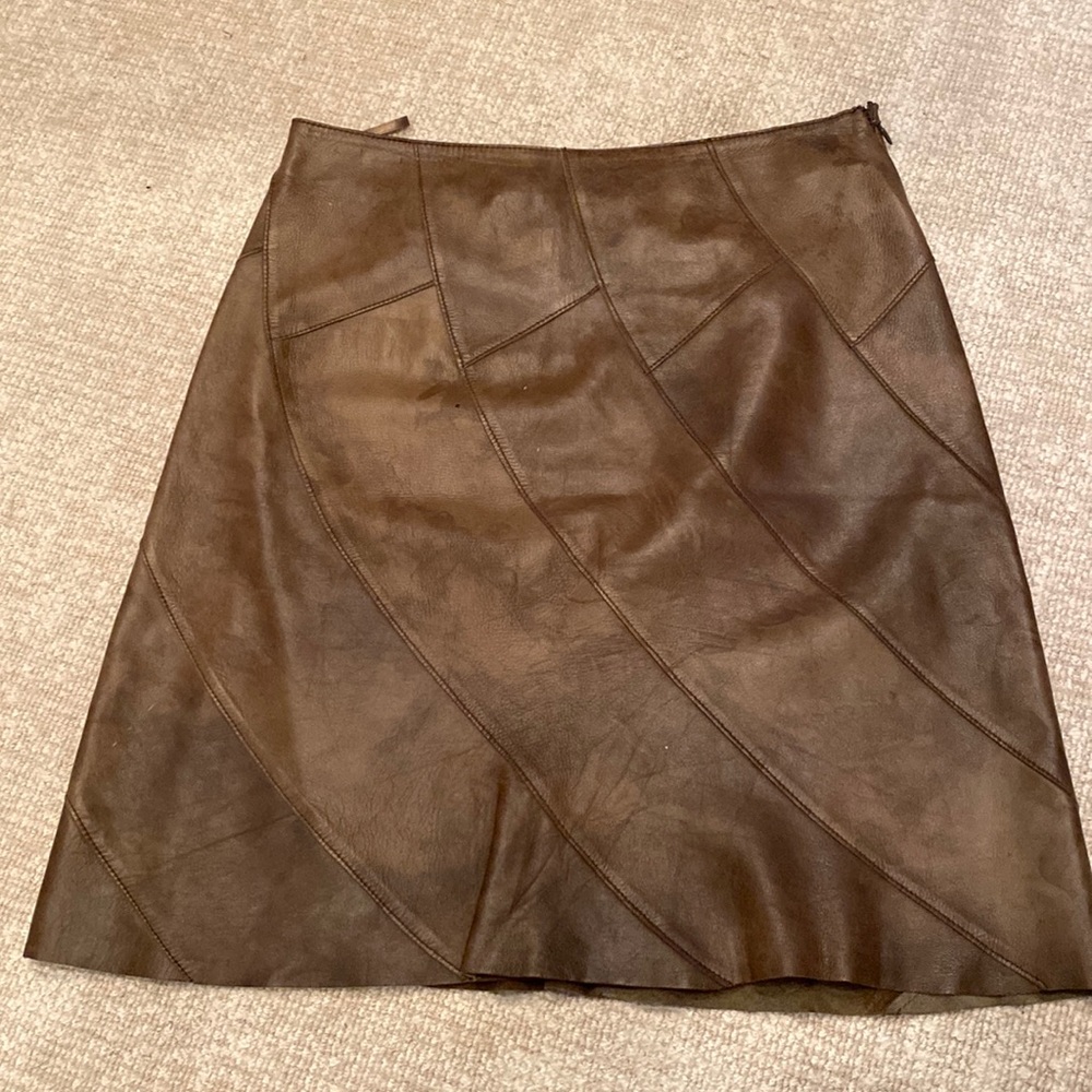 Brown leather skirt by Ellie Tahari size 2